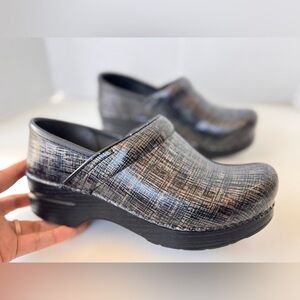 Dansko Slip On Comfort Chunky Multi Color Clogs Shoes Size 36